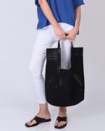 3840 - Outfits For You Black leather woven tote bag – spacious and stylish summer accessory for women